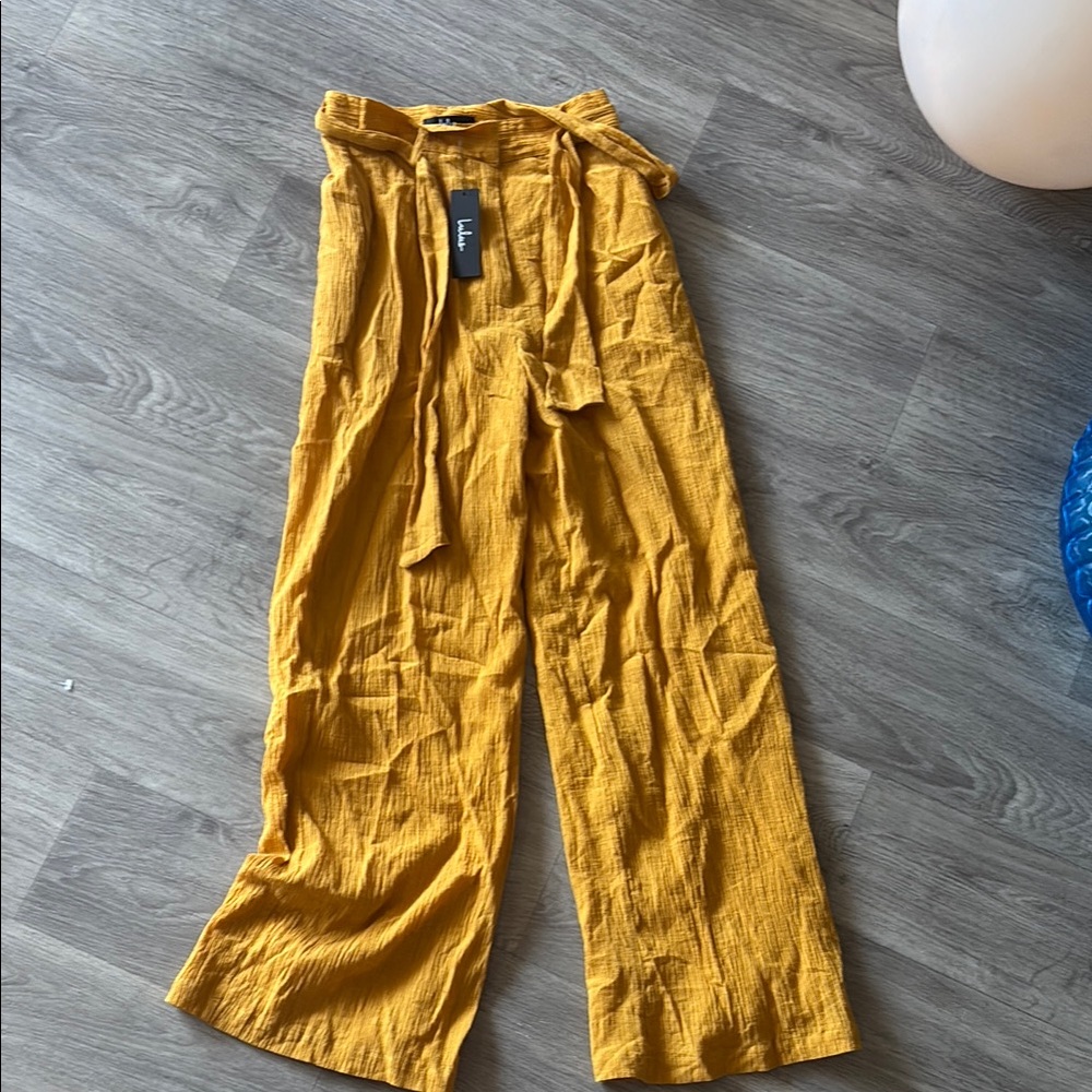 Lulu's Mustard Textured Pants with Belt